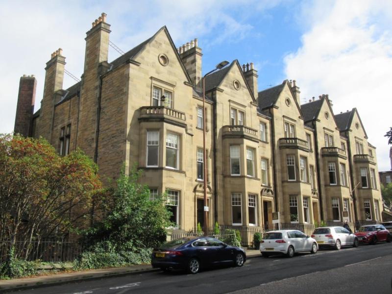 Complete City Centre Comfort Edinburgh Exterior photo